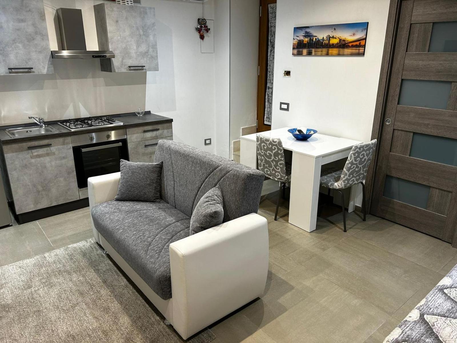 Roby & Simo Apartment ซาน จอร์จิโอ อะ เครมาโน ภายนอก รูปภาพ